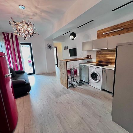Blue Bike Seaview Apartment Mamaia Luaran gambar