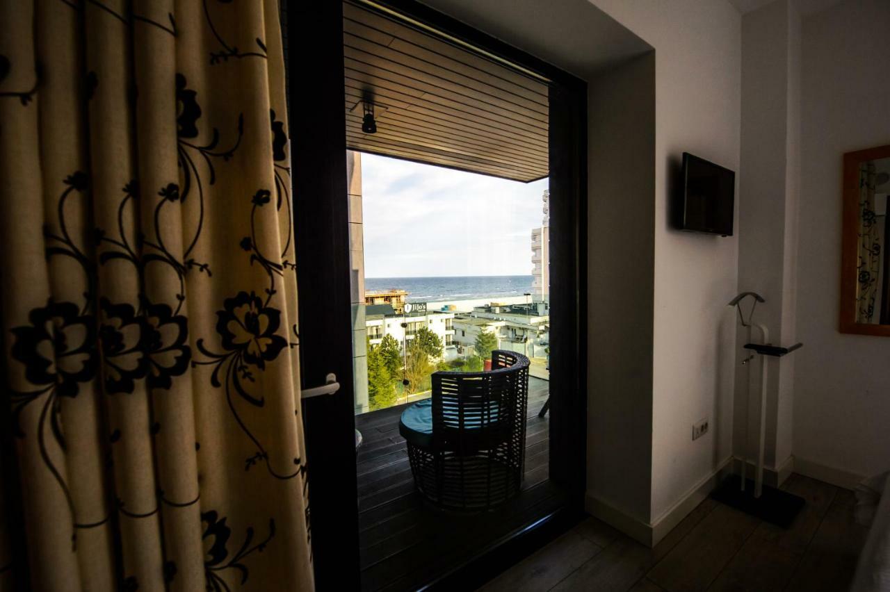 Blue Bike Seaview Apartment Mamaia Luaran gambar