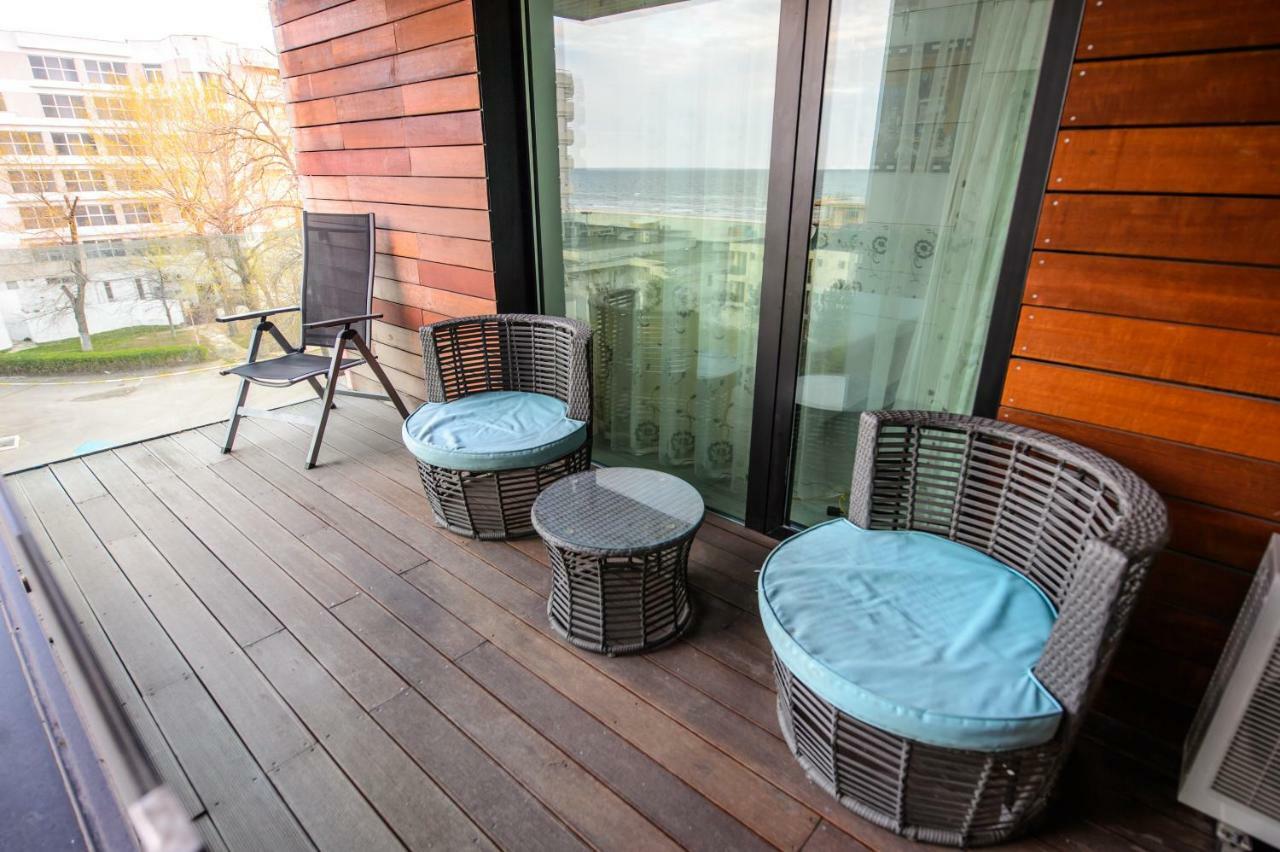 Blue Bike Seaview Apartment Mamaia Luaran gambar