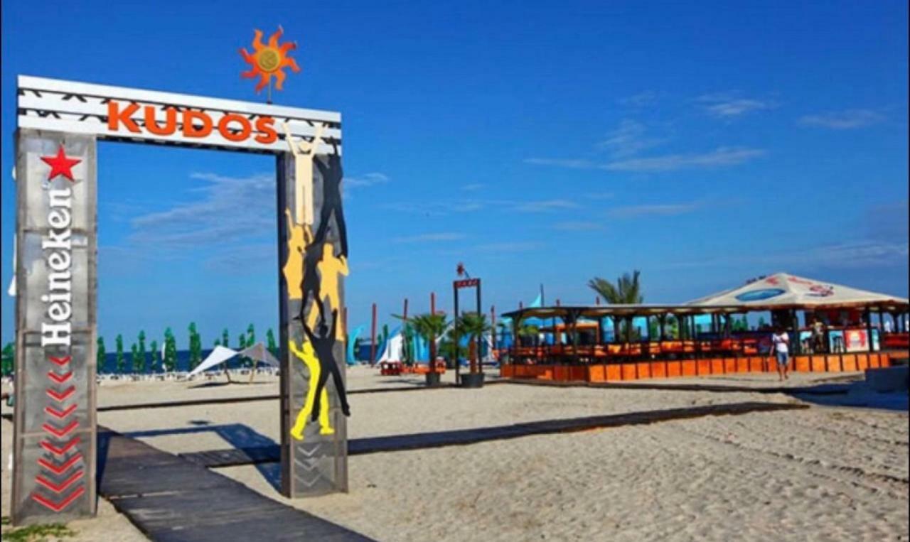 Blue Bike Seaview Apartment Mamaia Luaran gambar