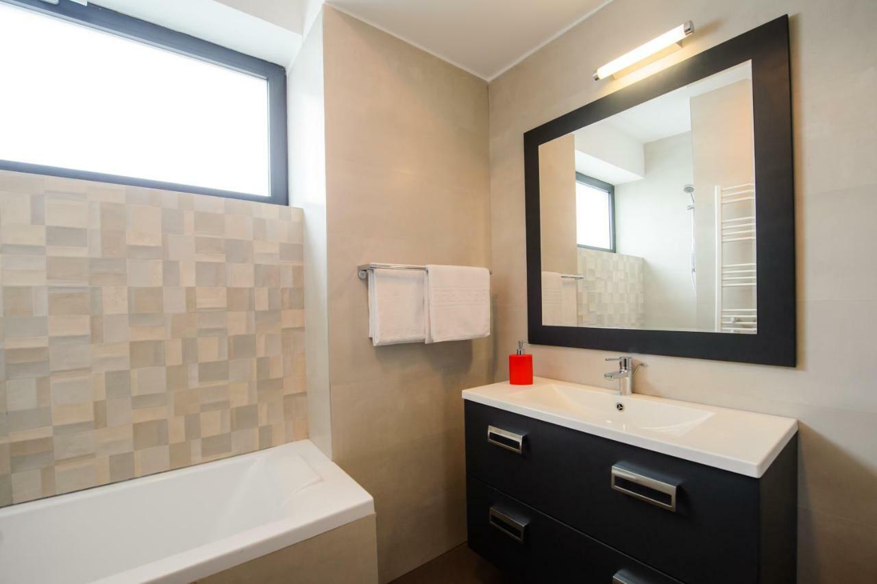 Blue Bike Seaview Apartment Mamaia Luaran gambar
